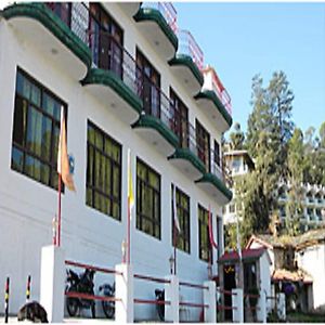 Sumit Hotel